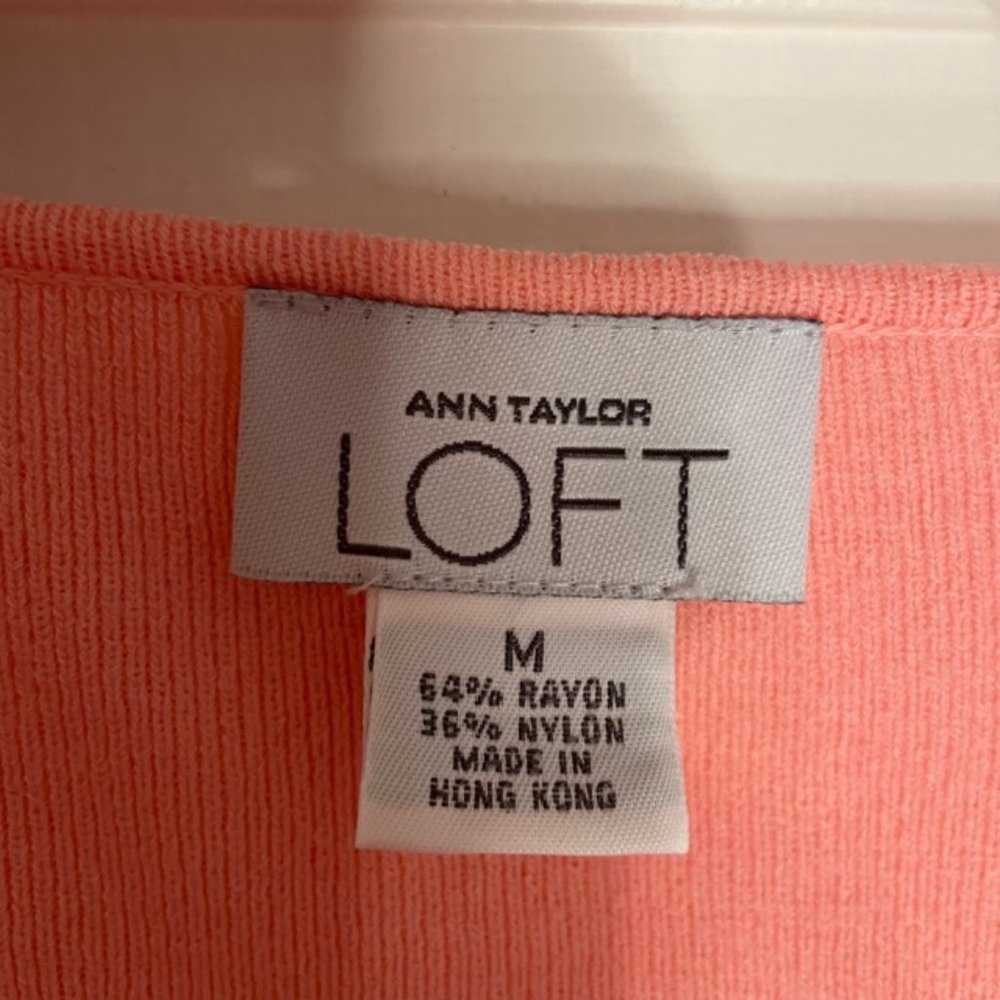Ann Taylor Loft 3/4 Sleeve V-neck Sweater - Picture 2 of 3